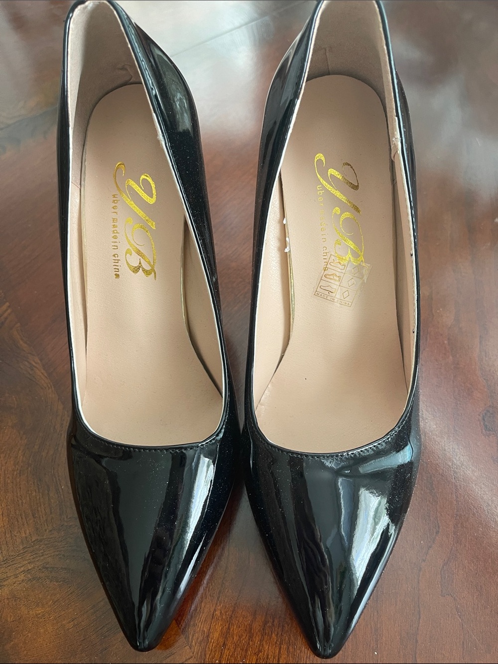 Classic Black Patent Pointed-Toe Pumps -